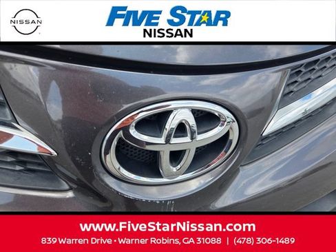 Used 2015 Toyota RAV4 Limited FWD image 15