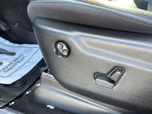 Used 2021 Dodge Durango GT image 30