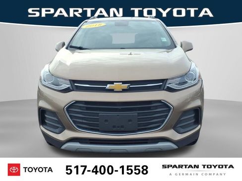 Used 2018 Chevrolet Trax LT w/ Driver Confidence Package image 3