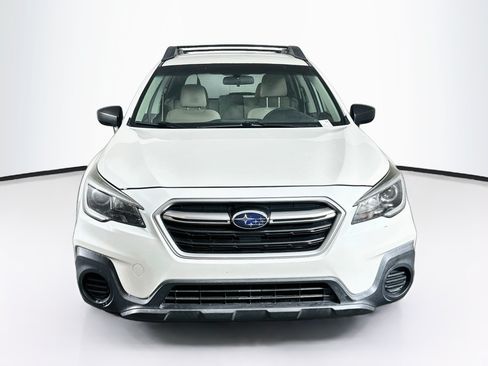 Used 2018 Subaru Outback 2.5i AWD/4WD image 2