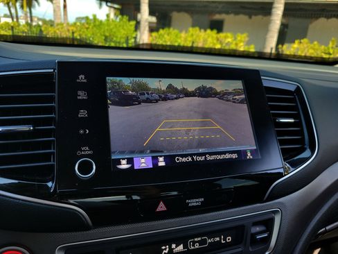 Used 2023 Honda Ridgeline RTL-E image 22