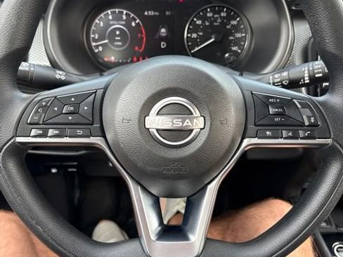 Used 2024 Nissan Kicks SV FWD image 8
