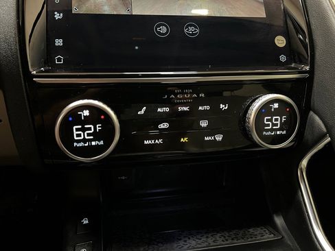 Used 2021 Jaguar E-PACE image 25