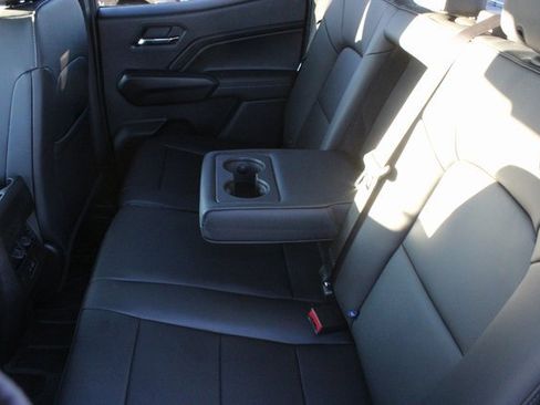 New 2026 GMC Canyon Elevation w/ Convenience Package image 21