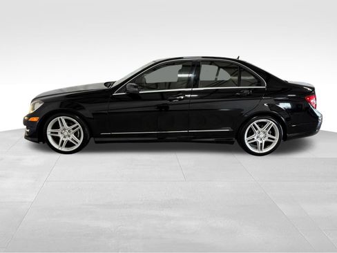 Used 2013 Mercedes-Benz C 250 Sedan image 5