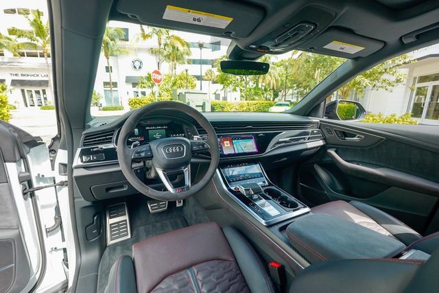 Used 2026 Audi RS Q8 performance AWD/4WD image 3