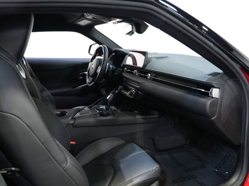 Used 2021 Toyota Supra Premium w/ Driver Assist Package image 28