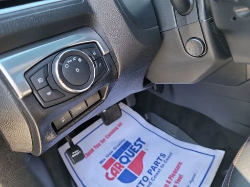 Used 2018 Ford Explorer Sport w/ Equipment Group 401A image 12