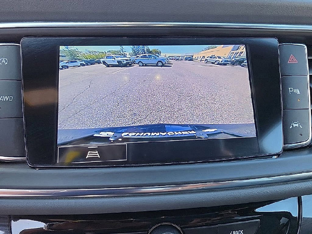 Used 2023 Buick Enclave Essence AWD/4WD image 36