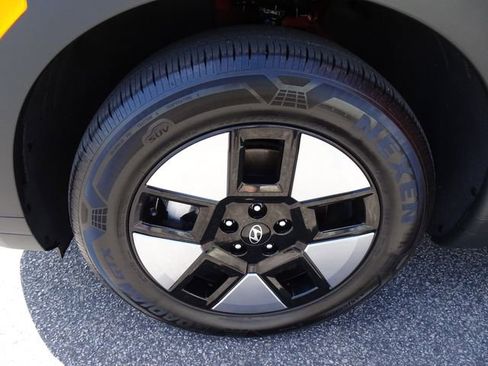 Used 2026 Hyundai Santa Fe SEL FWD image 39