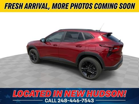 Used 2024 Chevrolet Trax ACTIV w/ Driver Confidence Package FWD image 8