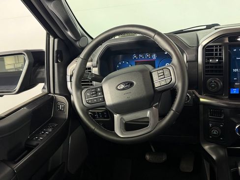 Used 2025 Ford F150 Lariat AWD/4WD image 14