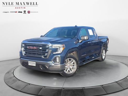 Used 2021 GMC Sierra 1500 SLT w/ X31 Off-Road Package AWD/4WD image 1