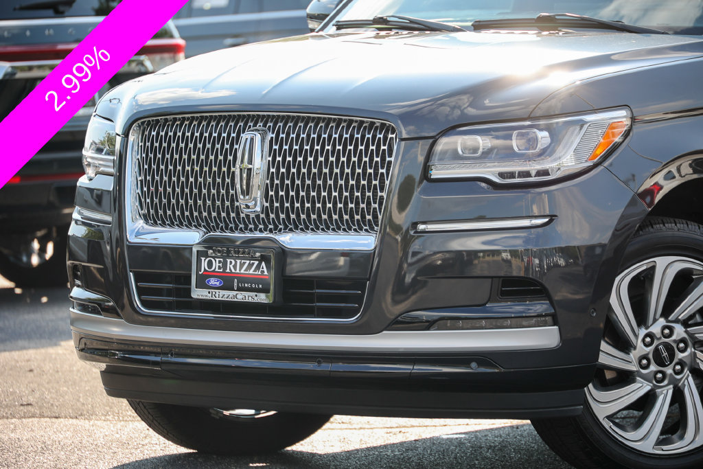 Certified 2024 Lincoln Navigator Reserve AWD/4WD image 22
