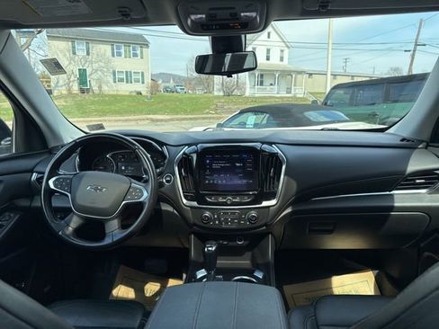 Used 2020 Chevrolet Traverse RS image 44