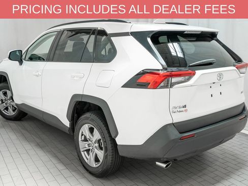 Used 2024 Toyota RAV4 XLE FWD image 3