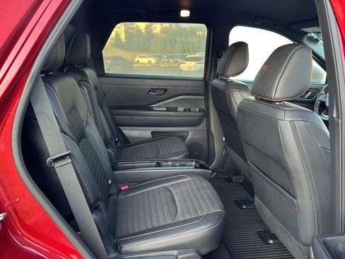 Used 2023 Nissan Pathfinder Rock Creek image 11