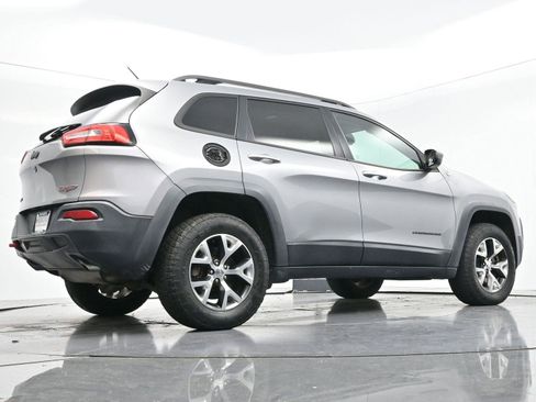 Used 2015 Jeep Cherokee Trailhawk image 44