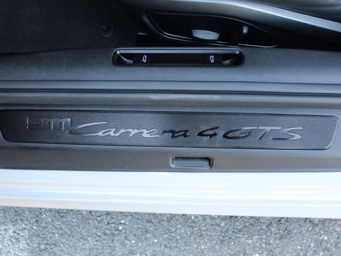 Certified 2025 Porsche 911 Carrera 4 GTS AWD/4WD image 19