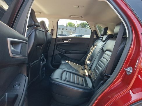 Certified 2024 Ford Edge SEL AWD/4WD image 10