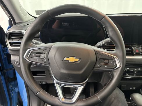 Used 2024 Chevrolet TrailBlazer LT w/ Convenience Package AWD/4WD image 14