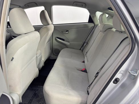 Used 2015 Toyota Prius Two image 33