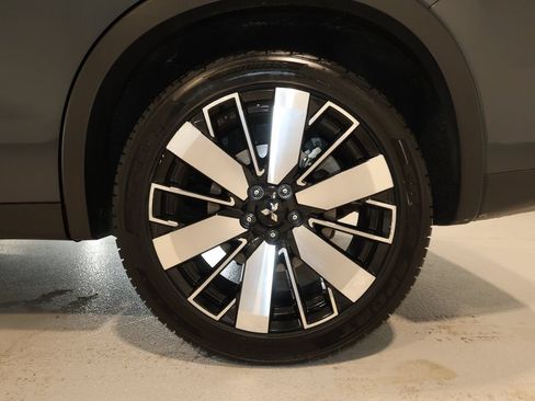 Used 2025 Mitsubishi Outlander SE AWD/4WD image 35