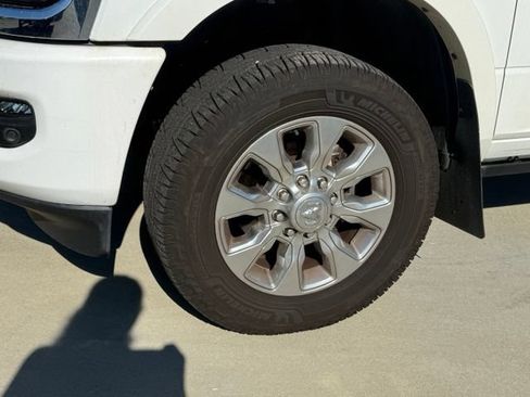 Used 2024 RAM 2500 Limited AWD/4WD image 4