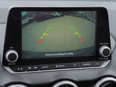 Used 2025 Nissan Sentra SV image 24