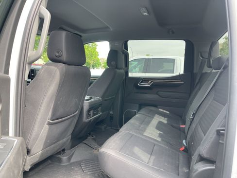 Certified 2023 Chevrolet Silverado 1500 RST image 4