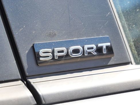 Used 2025 Volkswagen Jetta Sport image 15