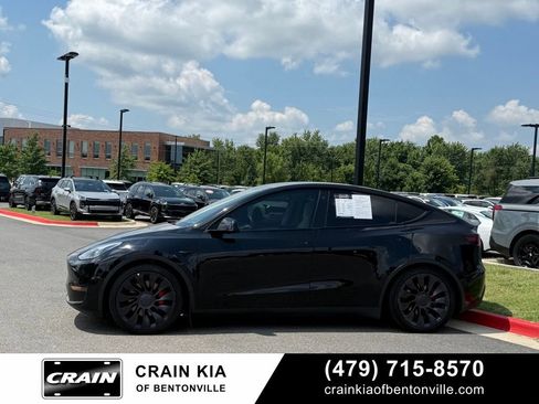 Used 2022 Tesla Model Y Performance AWD/4WD image 4