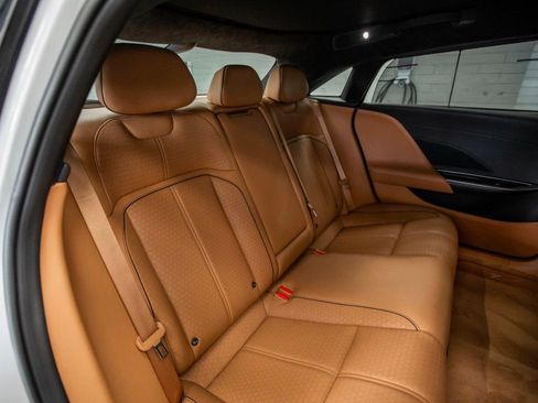 Used 2022 Lucid Air Grand Touring image 27