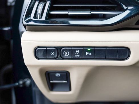 Used 2024 Acura MDX SH-AWD w/ Technology Package image 57