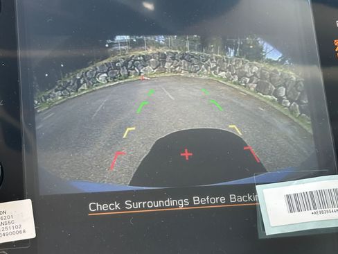 Used 2025 Subaru Legacy Premium AWD/4WD image 17