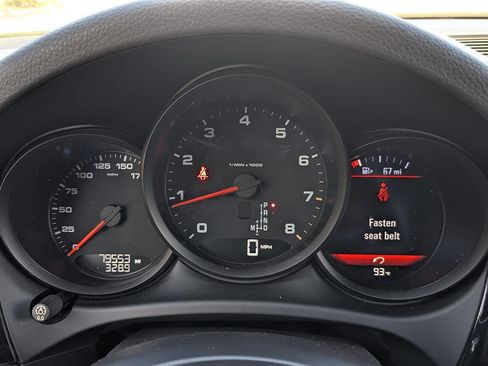 Used 2018 Porsche Macan image 33