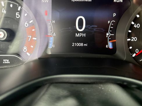 Used 2022 Jeep Compass Trailhawk w/ Trailhawk Convenience Group AWD/4WD image 28