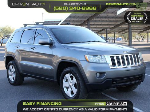 Used 2011 Jeep Grand Cherokee Laredo image 1