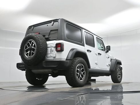 Used 2021 Jeep Wrangler Unlimited Sport AWD/4WD image 49