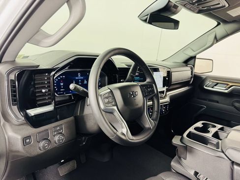Used 2026 Chevrolet Silverado 1500 RST RWD image 8
