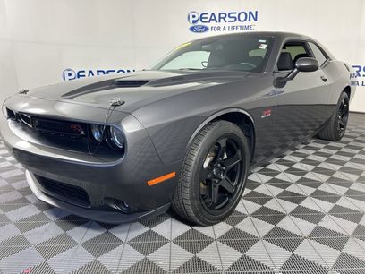 Used 2017 Dodge Challenger R/T