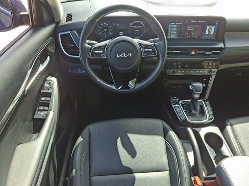 Used 2024 Kia Seltos EX AWD/4WD image 11