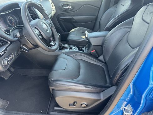 Used 2023 Jeep Cherokee Altitude Lux image 5