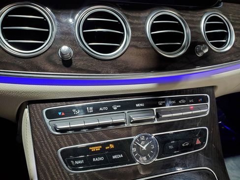 Used 2020 Mercedes-Benz E 350 E 350 image 32