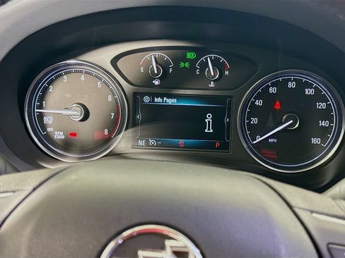 Used 2019 Buick Enclave Premium w/ Experience Buick Package FWD image 12