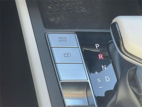 Used 2021 Hyundai Elantra Limited w/ Cargo Package image 22