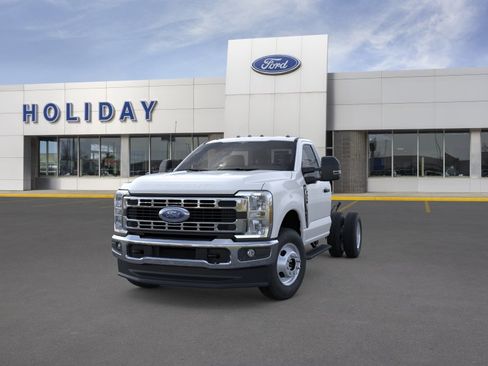 New 2026 Ford F350 XL w/ XL Chrome Package AWD/4WD image 3