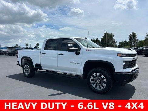 Used 2025 Chevrolet Silverado 2500 Custom w/ Custom Convenience Package AWD/4WD image 1