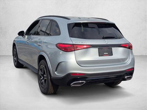 Used 2026 Mercedes-Benz GLC 300 4MATIC image 8