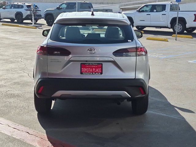 Used 2026 Toyota Corolla Cross L FWD image 9